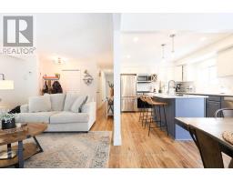 151 BEDFORD DRIVE - 19