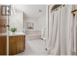 206 - 4 ALBERT STREET - 43