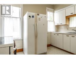 471 ALBERT STREET - 12