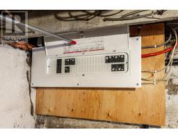 471 ALBERT STREET - 14