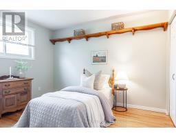 142 KENNER CRESCENT - 17