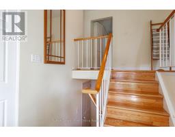 142 KENNER CRESCENT - 3