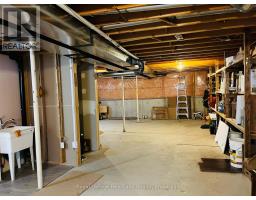 19 - 30 ANN STREET - 21