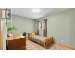 184 HENRY STREET - 17