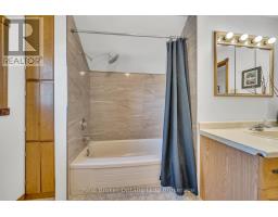 690 WALLACE AVENUE S - 35