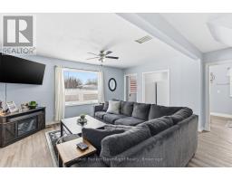 379 MARLBOROUGH STREET - 9