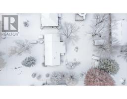 292 WELLINGTON STREET - 2