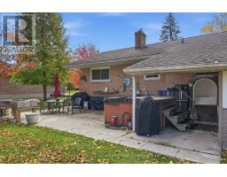 292 WELLINGTON STREET - 27