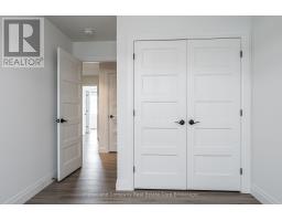 17 TRAIL SIDE DRIVE - 25