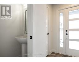 17 TRAIL SIDE DRIVE - 4