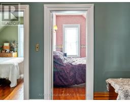 293 DRUMMOND STREET - 23