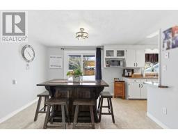 72 LORNE AVENUE - 13