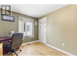 72 LORNE AVENUE - 22