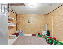 72 LORNE AVENUE - 33