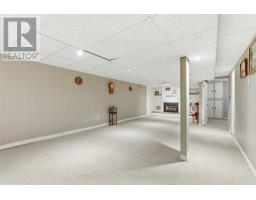 72 LORNE AVENUE - 34