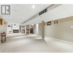 72 LORNE AVENUE - 35