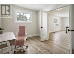 221 QUEEN STREET - 12