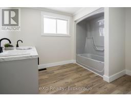 221 QUEEN STREET - 20