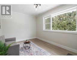 221 QUEEN STREET - 29