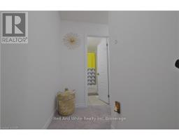 12 ROSEBERRY LANE - 20