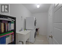 12 ROSEBERRY LANE - 23