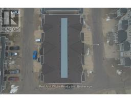 12 ROSEBERRY LANE - 27