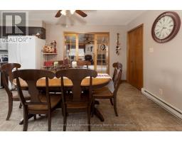 120 JONES STREET W - 18