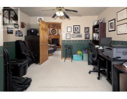 120 JONES STREET W - 22