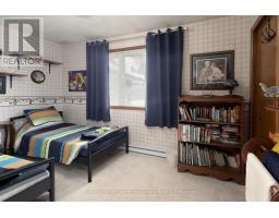 120 JONES STREET W - 29