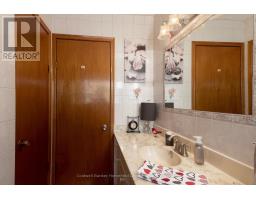 120 JONES STREET W - 36