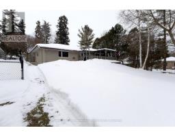 120 JONES STREET W - 38