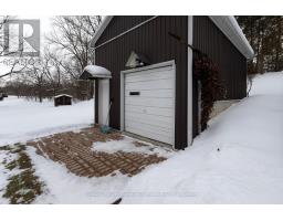 120 JONES STREET W - 44