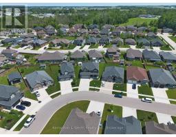 71 FORBES CRESCENT - 47