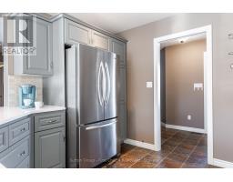 74 RUTHERFORD DRIVE - 10