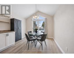 42 TARA CRESCENT - 6