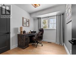 77 CHALK STREET N - 29