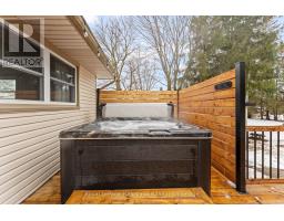 77 CHALK STREET N - 32