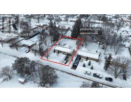 77 CHALK STREET N - 39