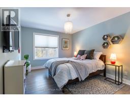 255 NORMANDY AVENUE - 25