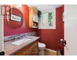 12 WESTBURY CRESCENT - 18