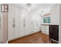 12 WESTBURY CRESCENT - 23