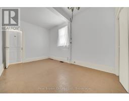 141 SAMUEL STREET - 16