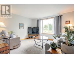 36 HURON STREET - 20