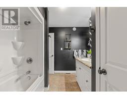 184 TORONTO BOULEVARD - 20