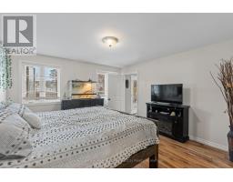 184 TORONTO BOULEVARD - 22