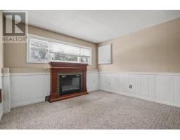 503 WHITELAW ROAD - 21