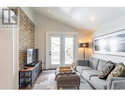 185 ALBERT STREET - 32