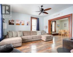 570 SPORTS DRIVE - 21