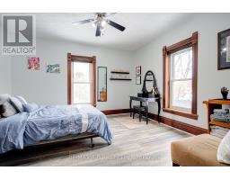 570 SPORTS DRIVE - 31