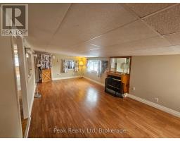 172 BIRCH STREET - 4